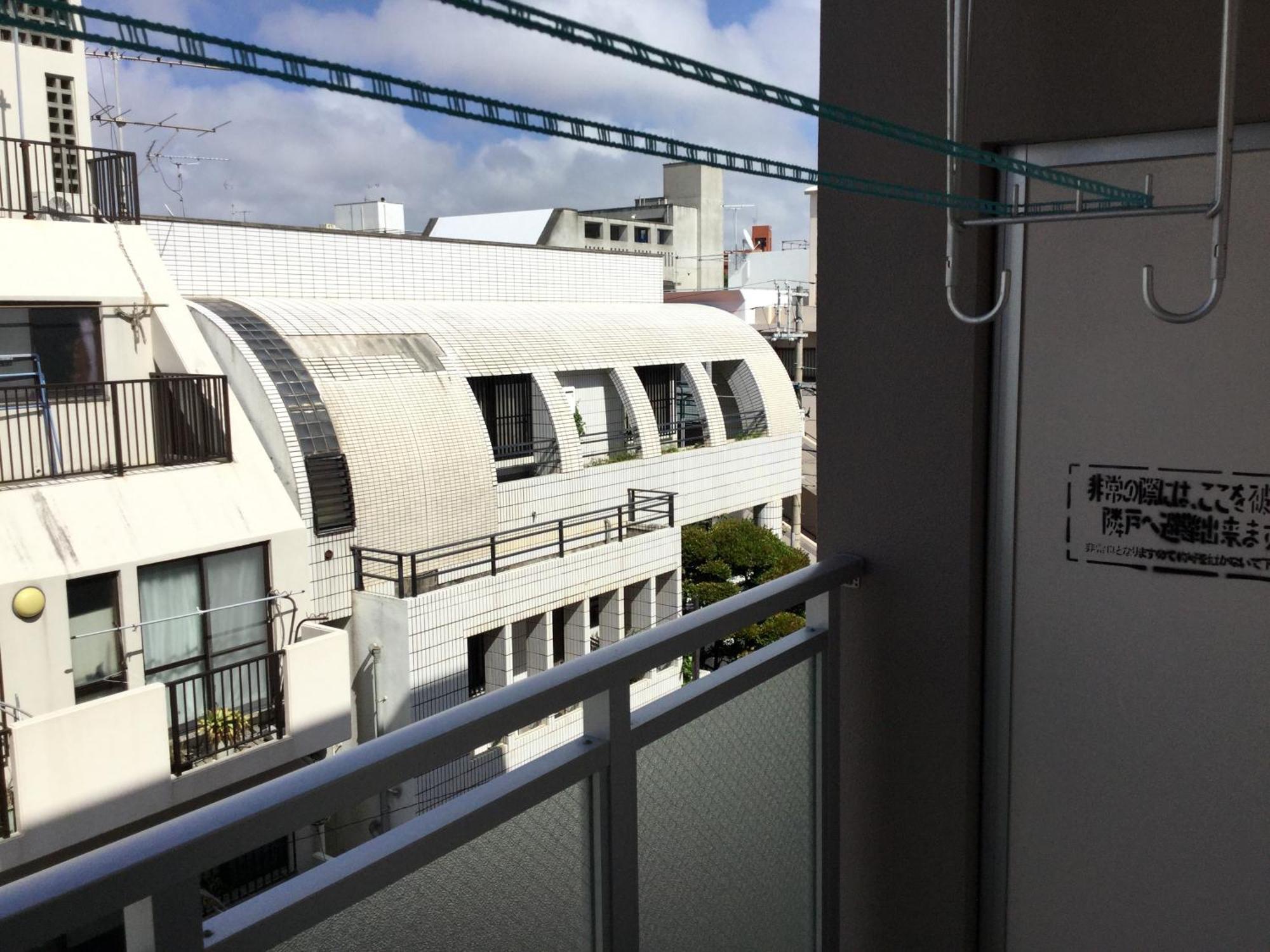 Aparthotel Mr.Kinjo In Kume Naha Exteriér fotografie