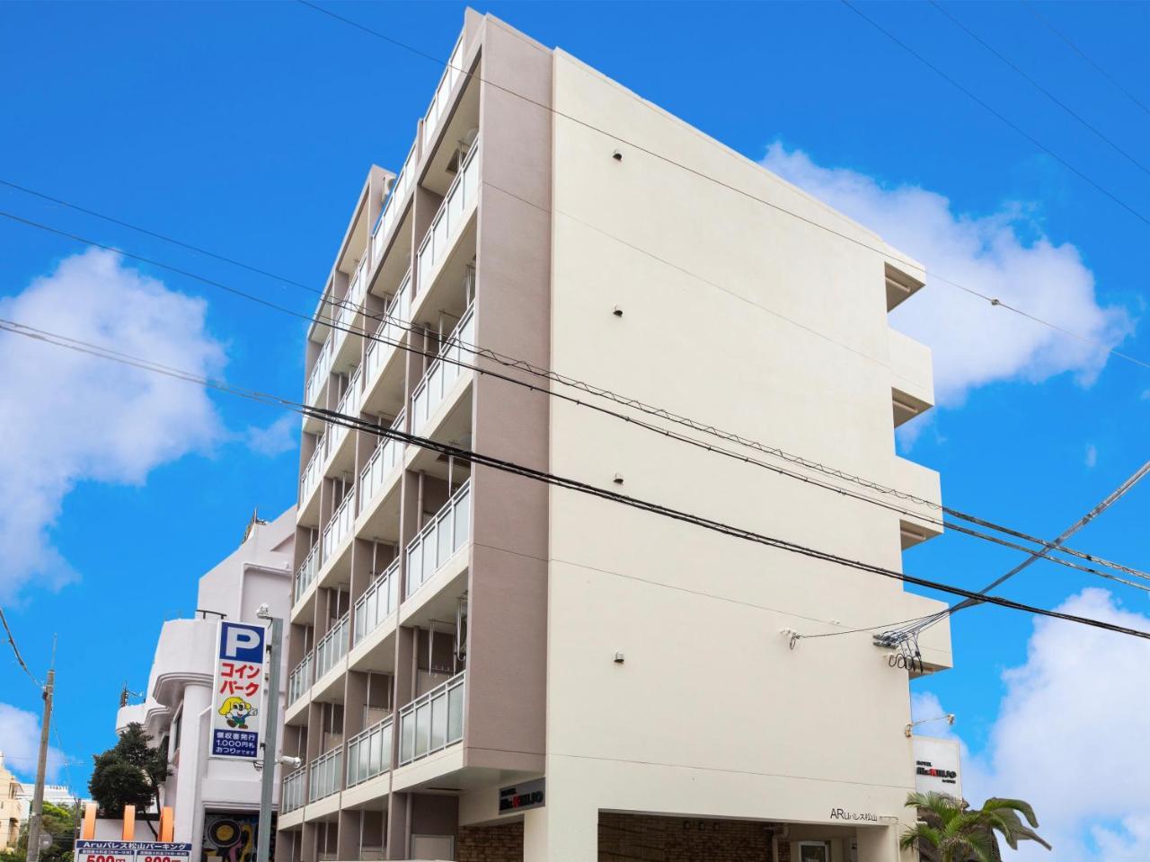 Aparthotel Mr.Kinjo In Kume Naha Exteriér fotografie